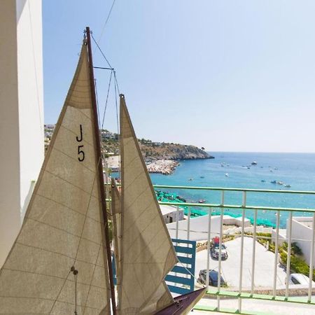 Ferienwohnung Balcone Sul Mare Di Castro Castro  Exterior foto